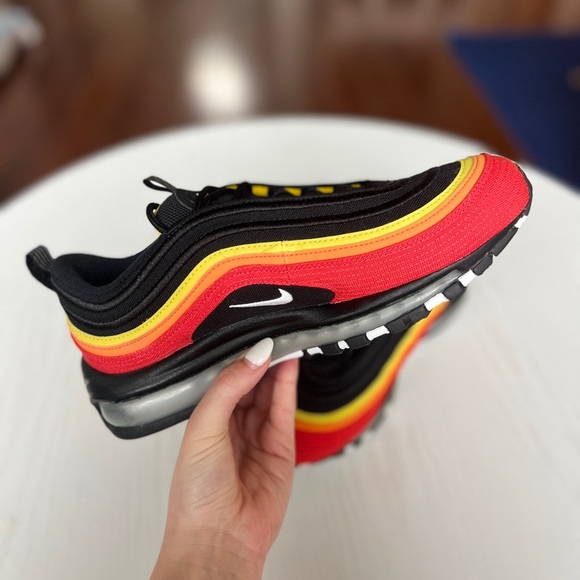 AIR MAX 97 QS - Picture 2 of 4